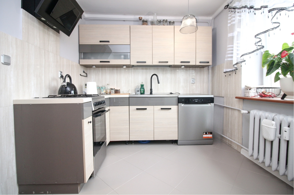 Lubiszyn >>po gen. remoncie<< z poddaszem (5)