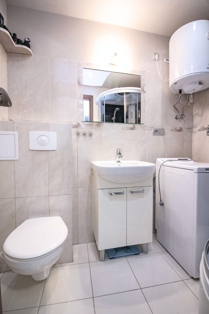 Lubiszyn >>po gen. remoncie<< z poddaszem (9)