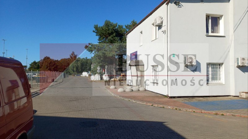 Plac komercyjny 14 788 m² z halami i biurem (6)