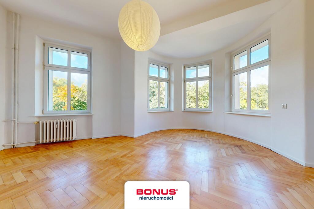 Klimatyczne 3 pokoje przy Parku Żeromskiego (2)