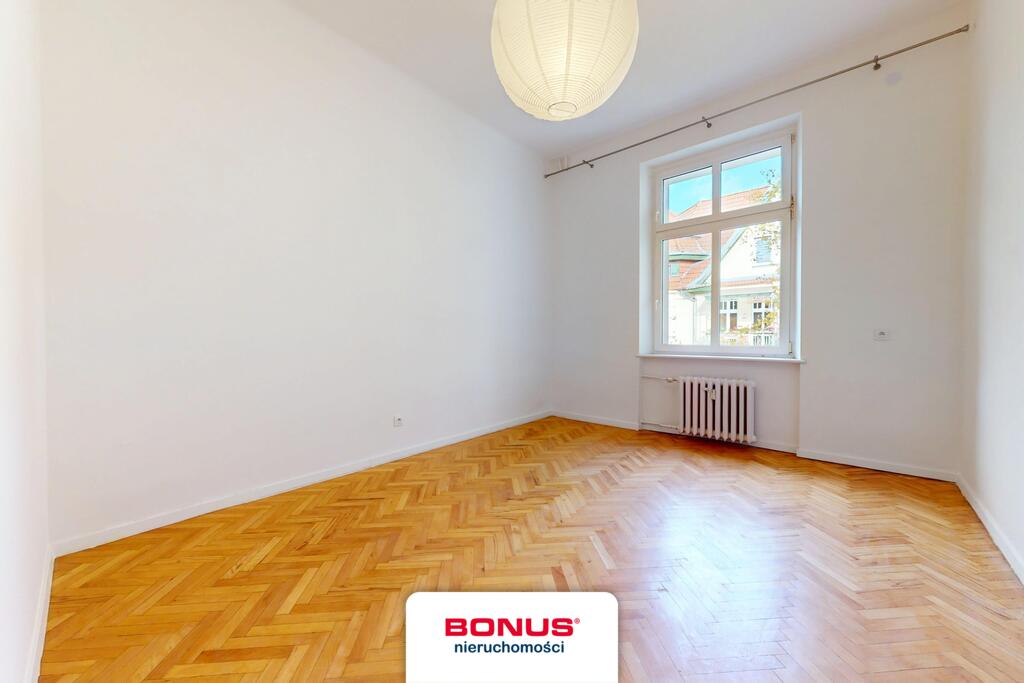 Klimatyczne 3 pokoje przy Parku Żeromskiego (3)