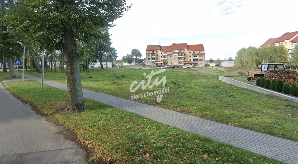 Działka inwestycyjna pod stację paliw i myjnię (3)