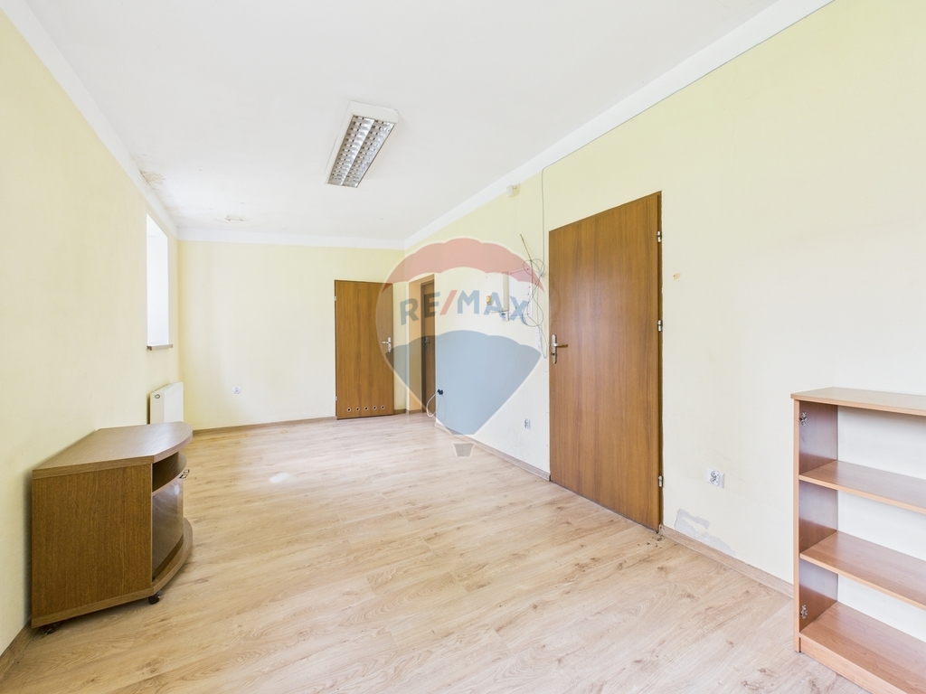 Budynek handlowo-usługowy w Malechowie! (8)