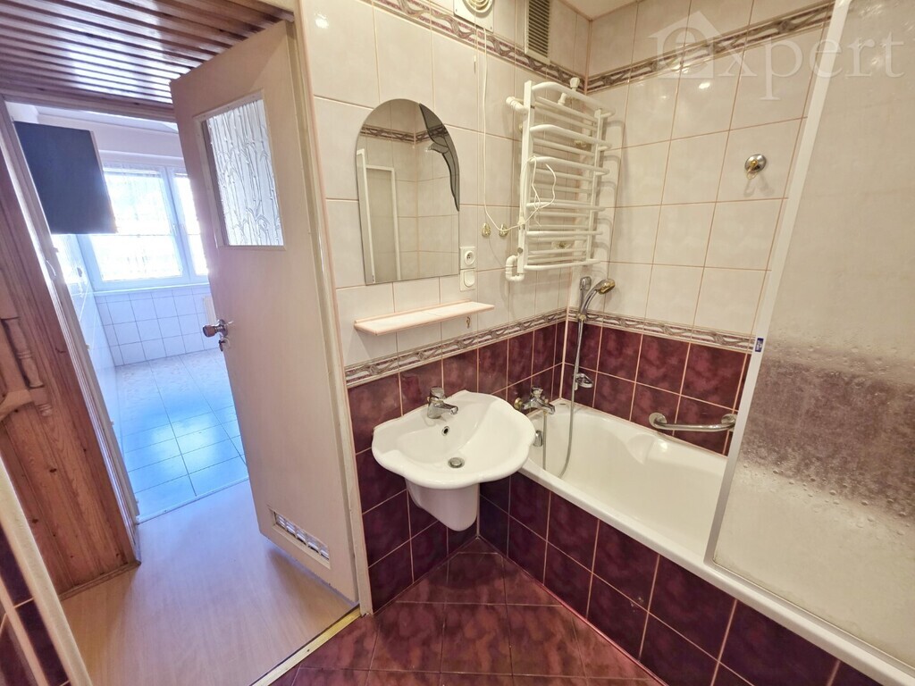 2 pokoje, 48,40 m2, duży balkon, os. zachód (8)