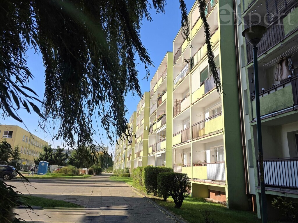 2 pokoje, 48,40 m2, duży balkon, os. zachód (1)