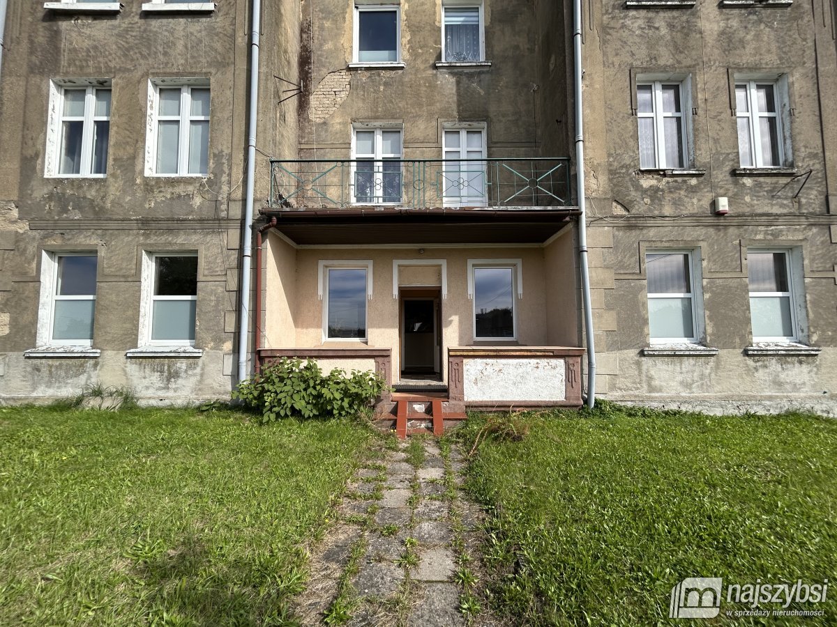 Płoty-stara przychodnia (1)