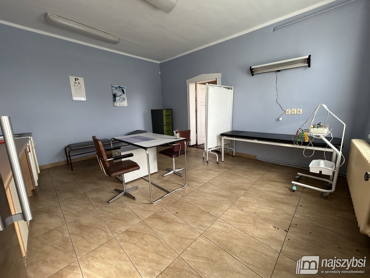 Płoty-stara przychodnia (13)