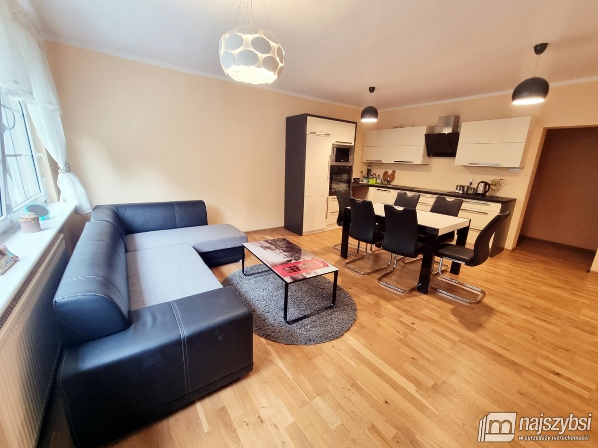 Mieszkanie 70 m2 w pełni umeblowane, okolice Golen (2)