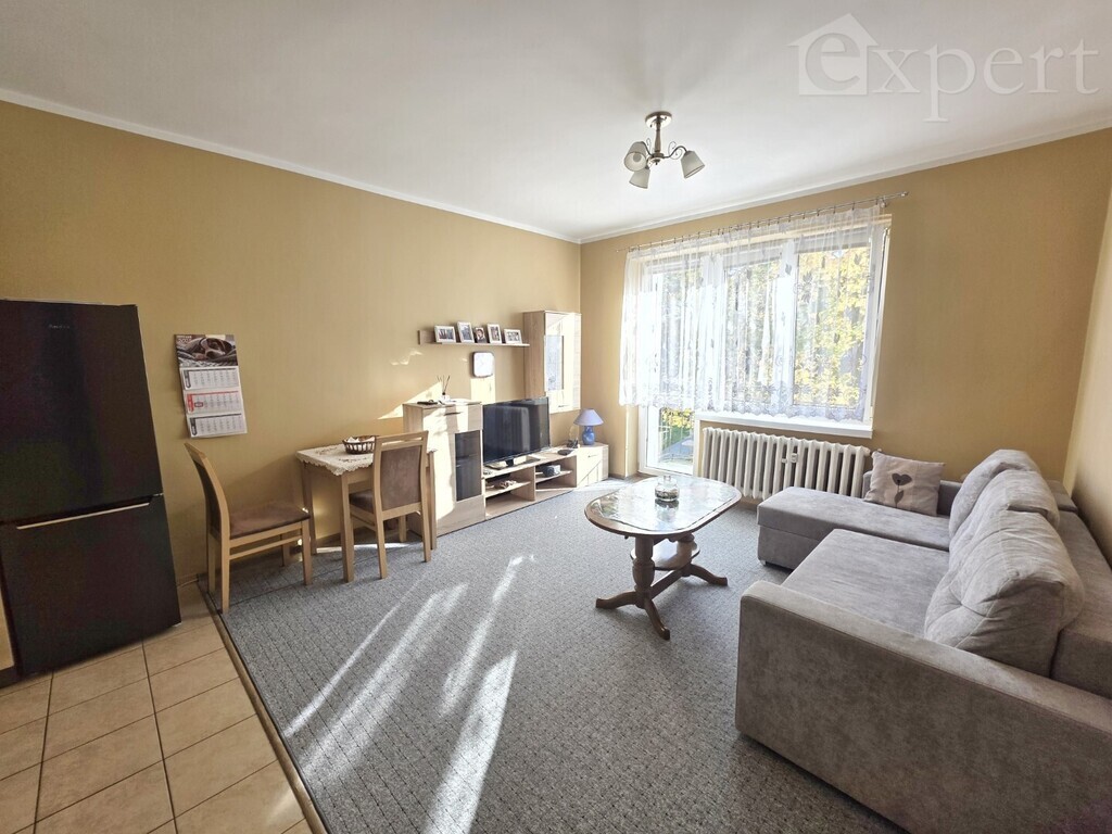 Pierwsze piętro, balkon - dwa pokoje na Krótkiej:) (3)