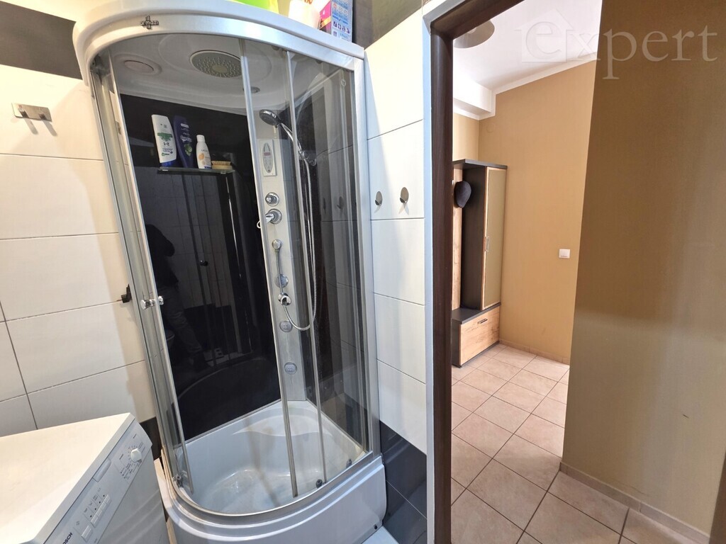 Pierwsze piętro, balkon - dwa pokoje na Krótkiej:) (10)