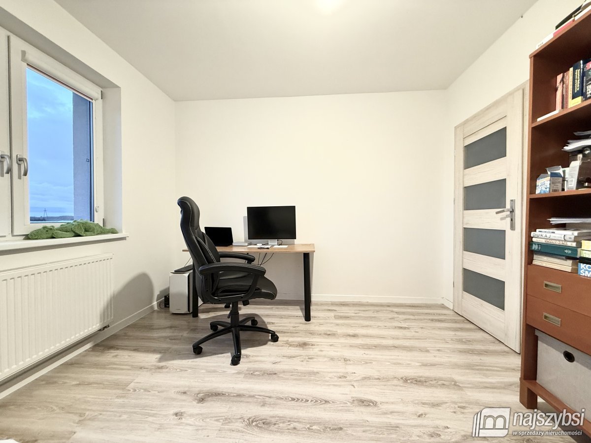 Zaleszczyce - piękny dom wolnostojący
 (15)