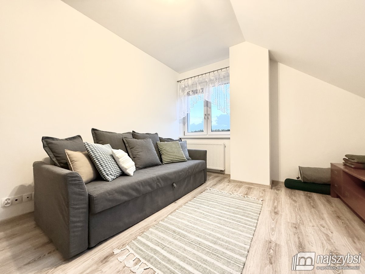 Zaleszczyce - piękny dom wolnostojący
 (17)