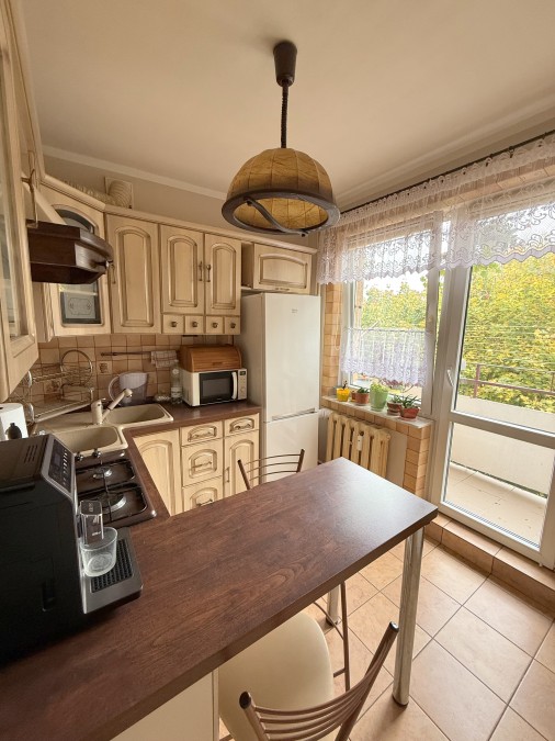 Kawalerka z balkonem - os.Lotnisko (4)