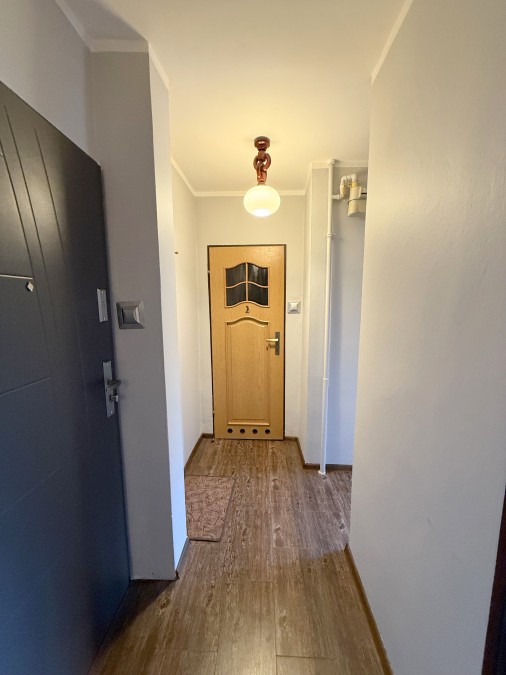 Kawalerka z balkonem - os.Lotnisko (9)