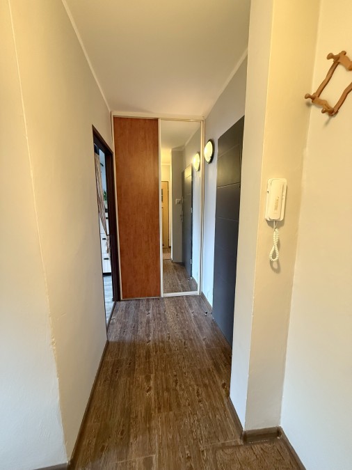 Kawalerka z balkonem - os.Lotnisko (10)