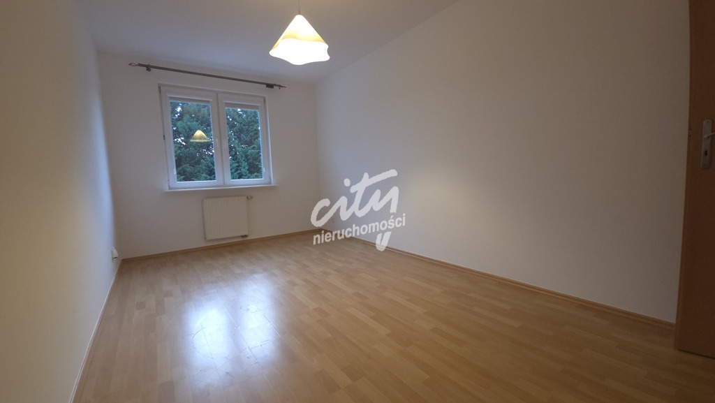 Przestronne, 2-poziomowe mieszkanie 4-pokojowe (11)