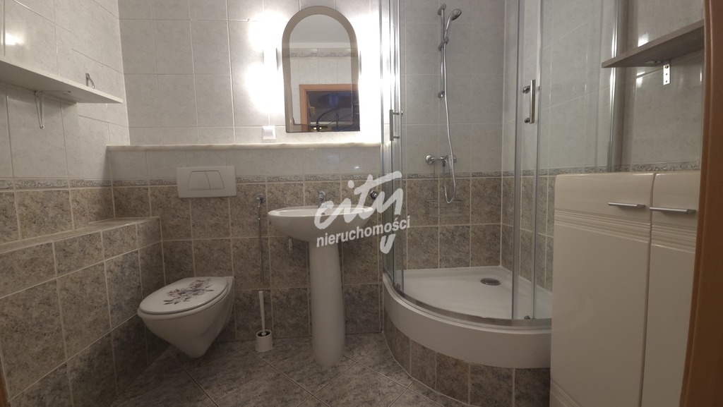 Przestronne, 2-poziomowe mieszkanie 4-pokojowe (14)