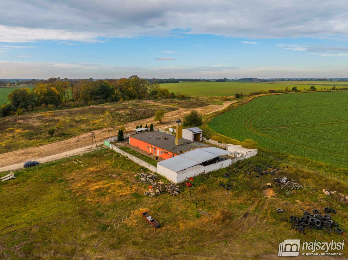 ŁOZICE - budynek przemysłowy po ubojni. (1)