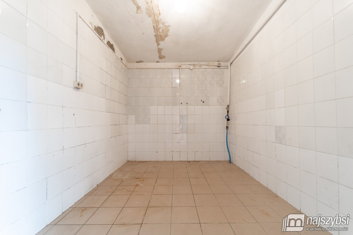 ŁOZICE - budynek przemysłowy po ubojni. (10)