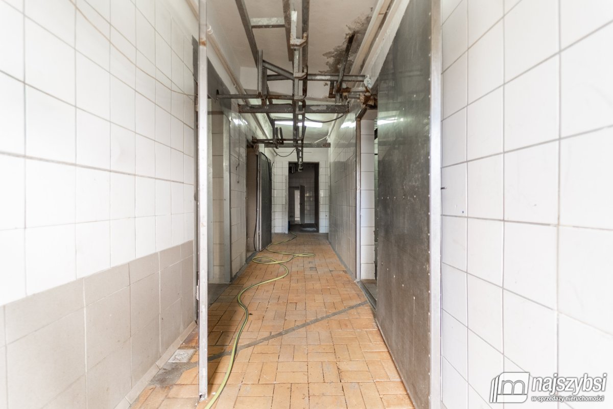 ŁOZICE - budynek przemysłowy po ubojni. (15)