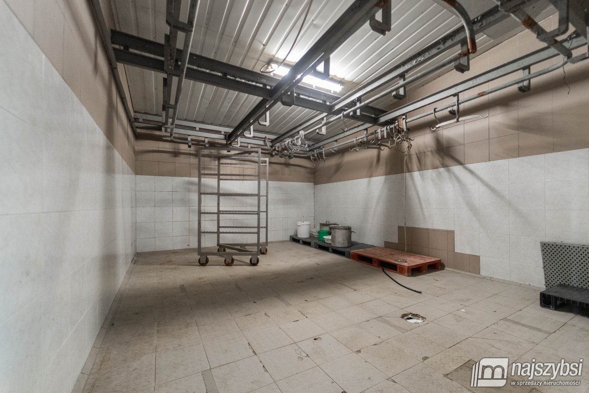 ŁOZICE - budynek przemysłowy po ubojni. (18)
