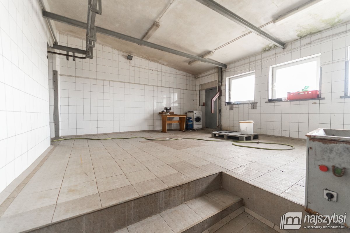 ŁOZICE - budynek przemysłowy po ubojni. (22)
