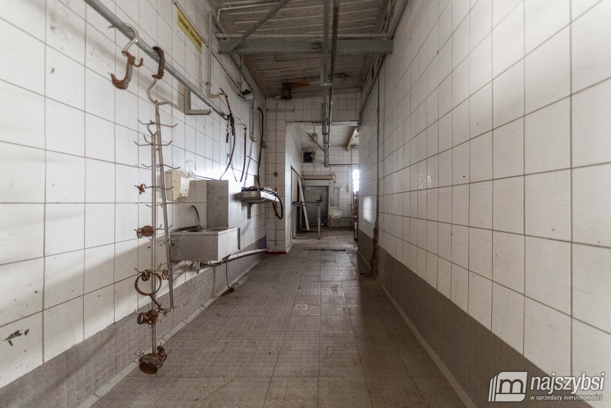 ŁOZICE - budynek przemysłowy po ubojni. (23)