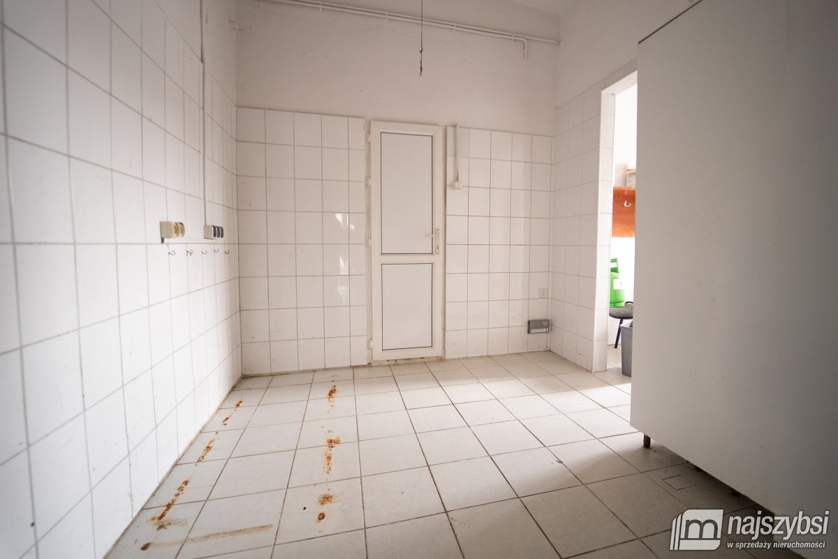 ŁOZICE - budynek przemysłowy po ubojni. (25)