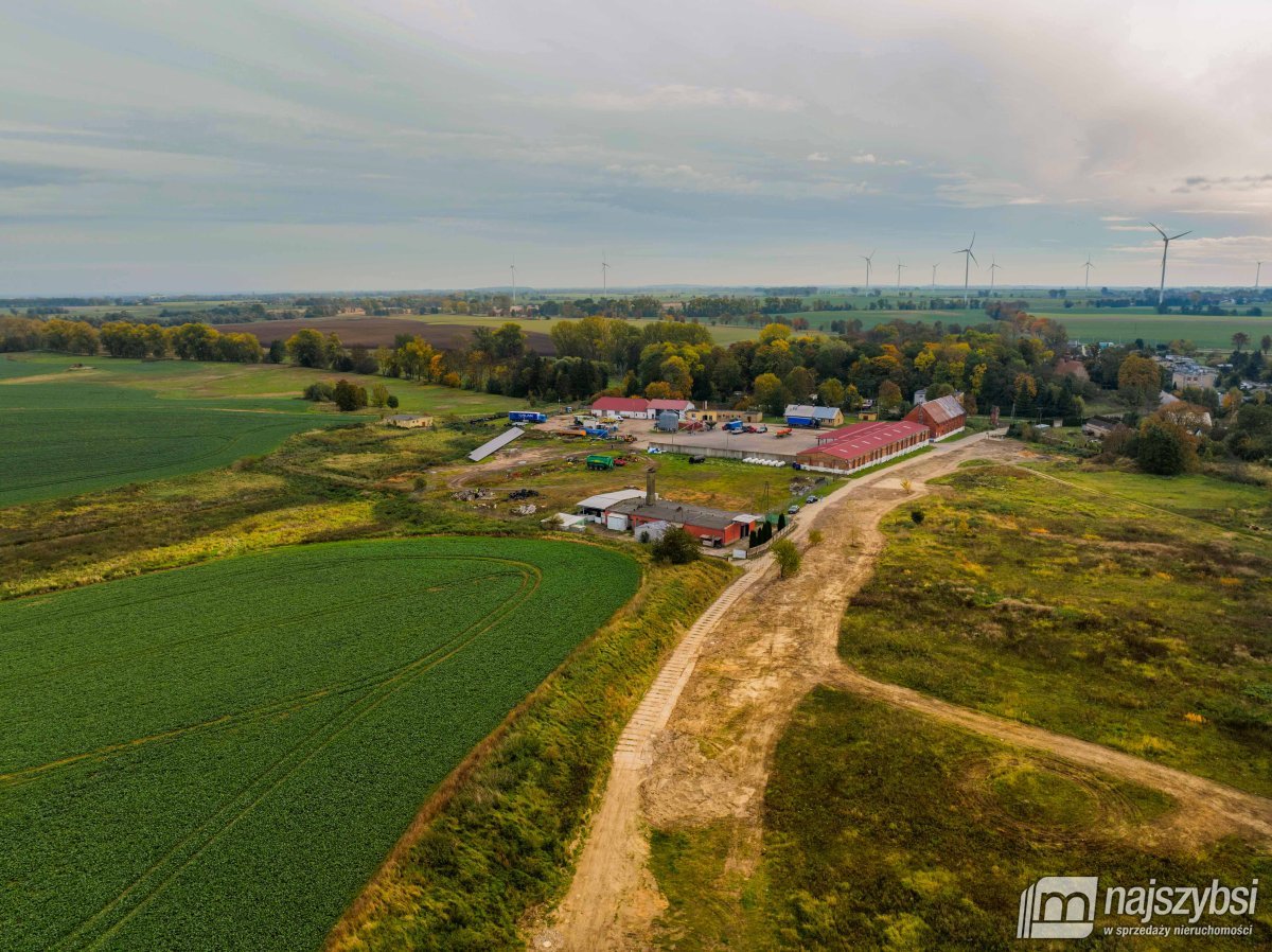 ŁOZICE - budynek przemysłowy po ubojni. (4)
