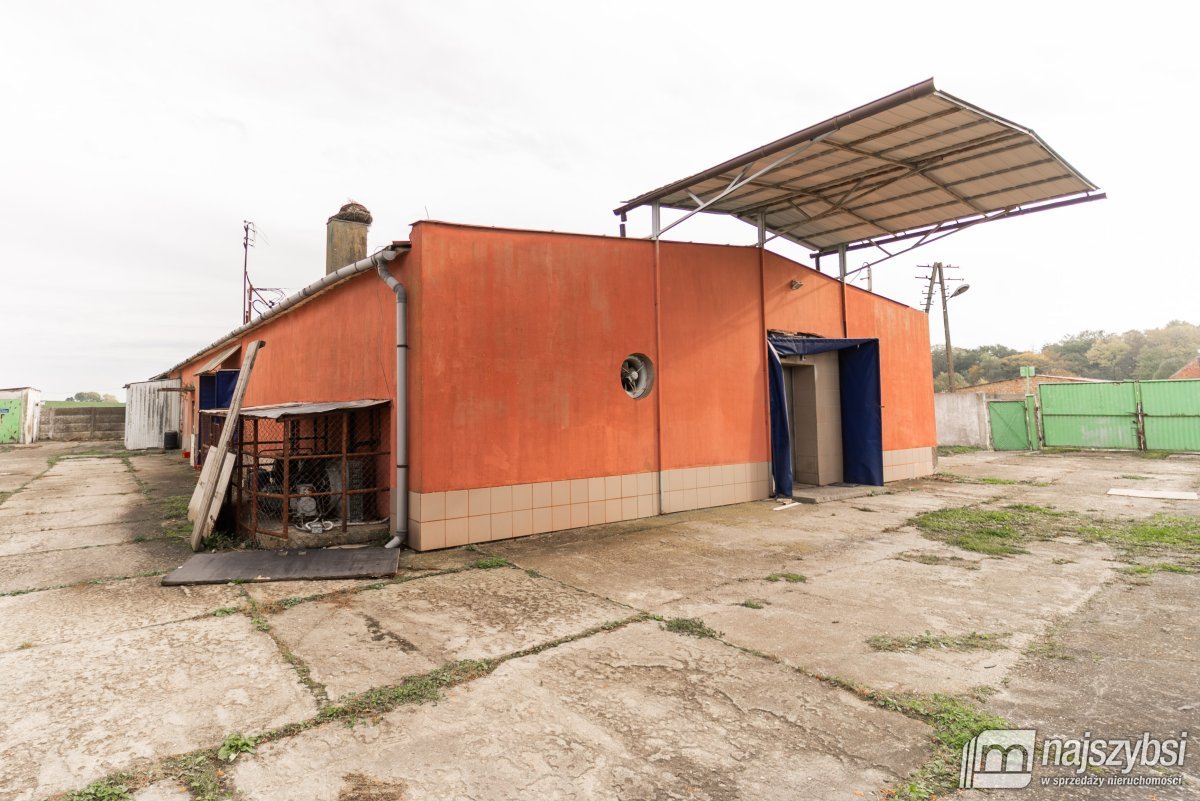 ŁOZICE - budynek przemysłowy po ubojni. (5)
