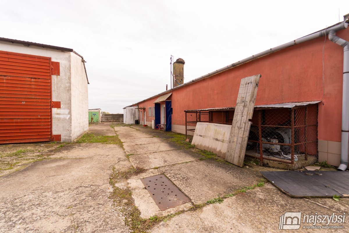 ŁOZICE - budynek przemysłowy po ubojni. (6)