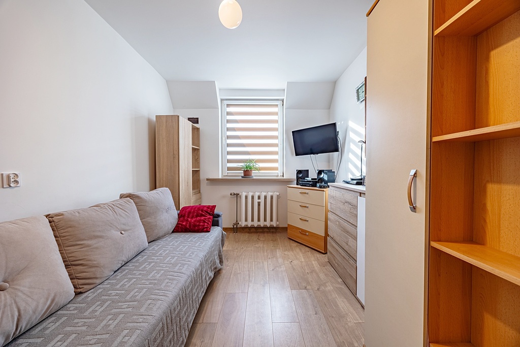 Świerczewo, 3 pokoje,  73,22 m2, balkon,  1994 rok (6)