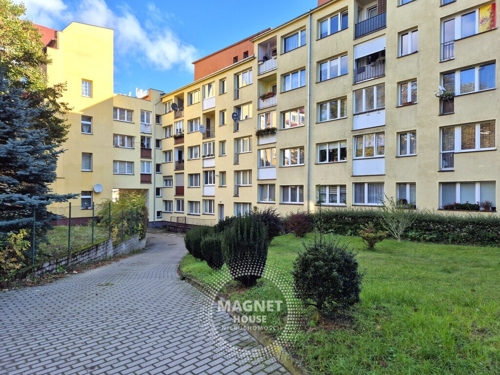 Rozkładowe 2 pok (możliwe 3) z balkonem blisko WSM (20)