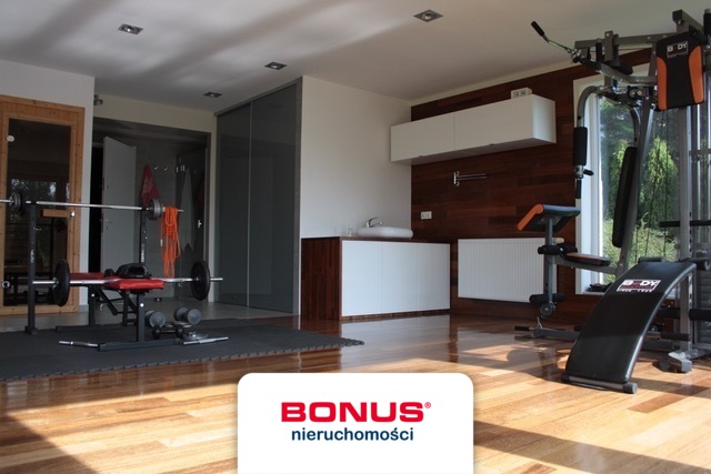 Dom z pięknym ogrodem w Przylepie. (24)