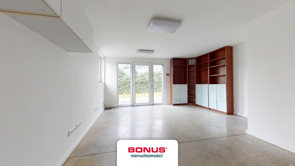 Dom z pięknym ogrodem w Przylepie. (12)