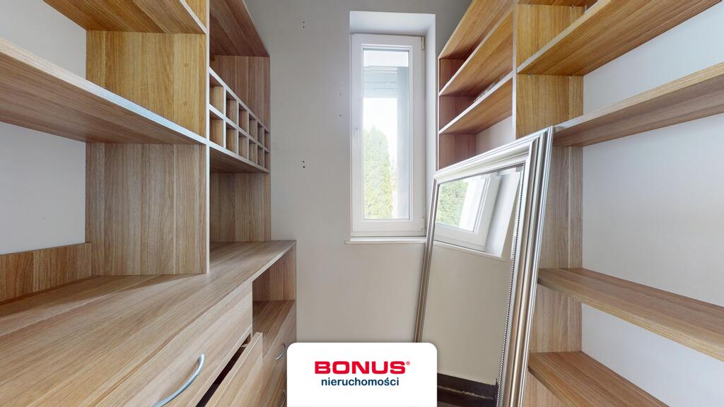 Dom z pięknym ogrodem w Przylepie. (17)