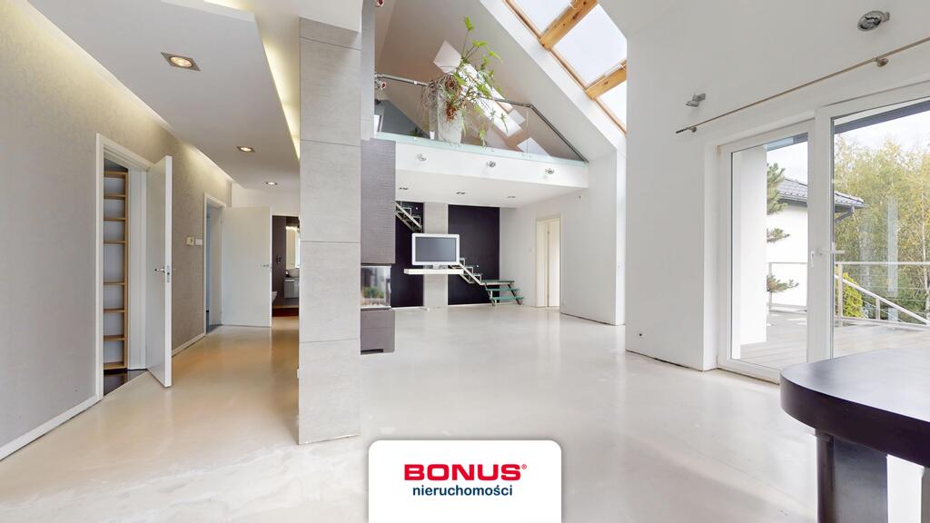 Dom z pięknym ogrodem w Przylepie. (5)