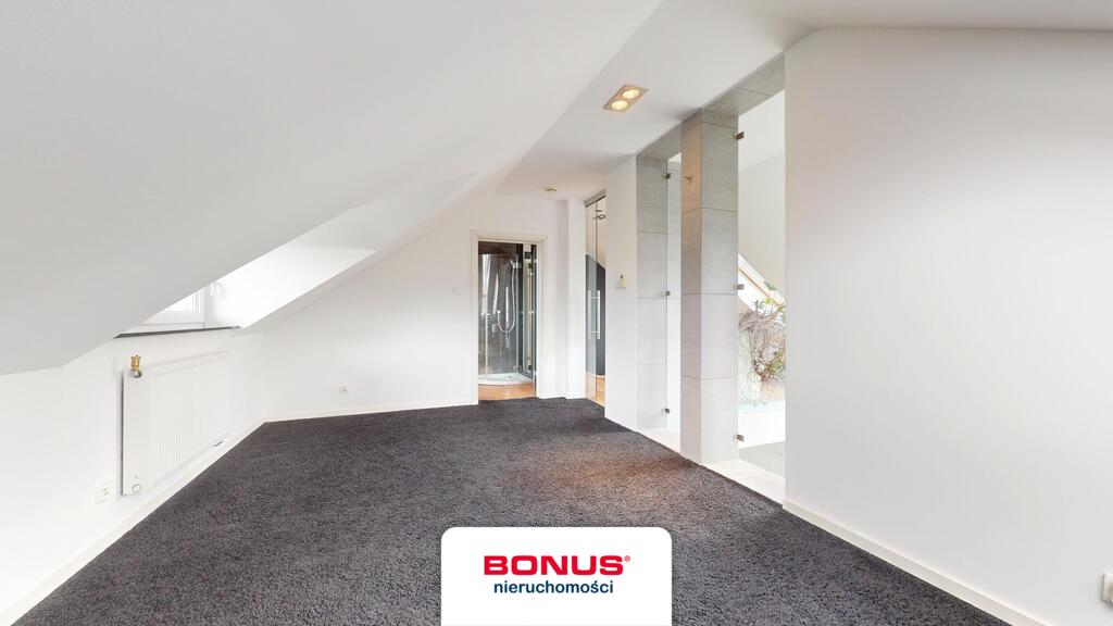 Dom z pięknym ogrodem w Przylepie. (20)