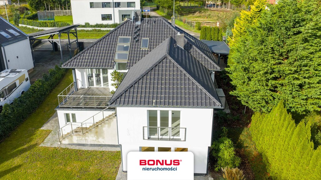 Dom z pięknym ogrodem w Przylepie. (4)