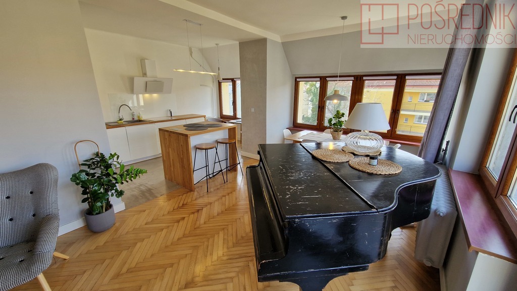 Stylowe mieszkanie na Starym Mieście - 2 pok (1)