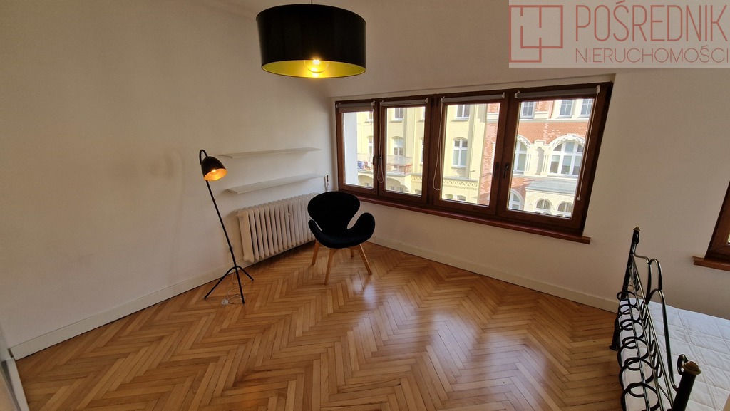 Stylowe mieszkanie na Starym Mieście - 2 pok (8)