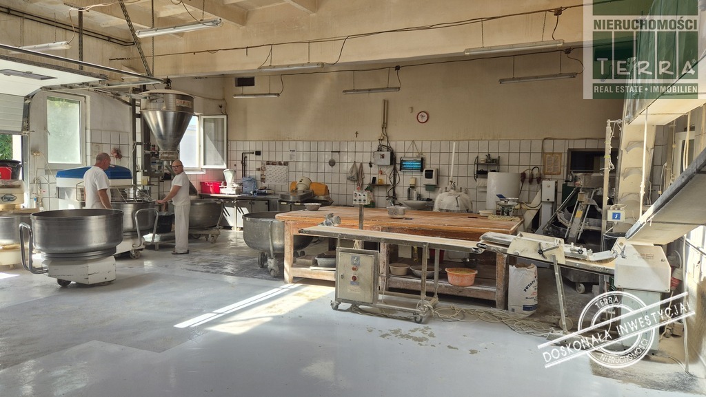 Prosperująca piekarnia (16)