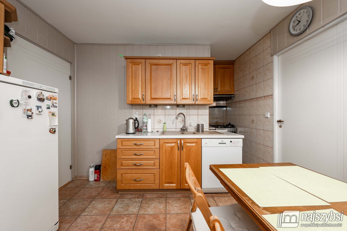 Przybiernów-dom 85 m2 z budynkami gospodarczymi (14)