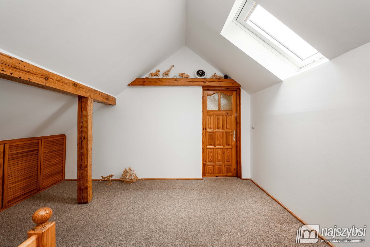 Przybiernów-dom 85 m2 z budynkami gospodarczymi (21)