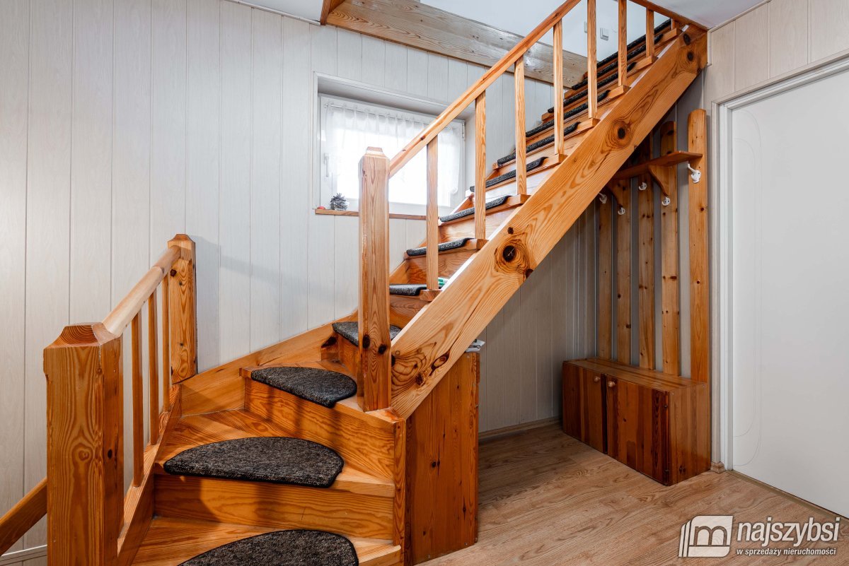 Przybiernów-dom 85 m2 z budynkami gospodarczymi (23)