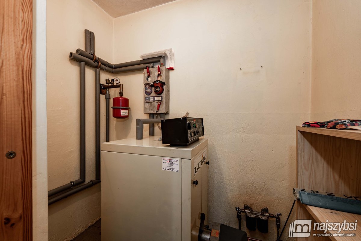 Przybiernów-dom 85 m2 z budynkami gospodarczymi (27)