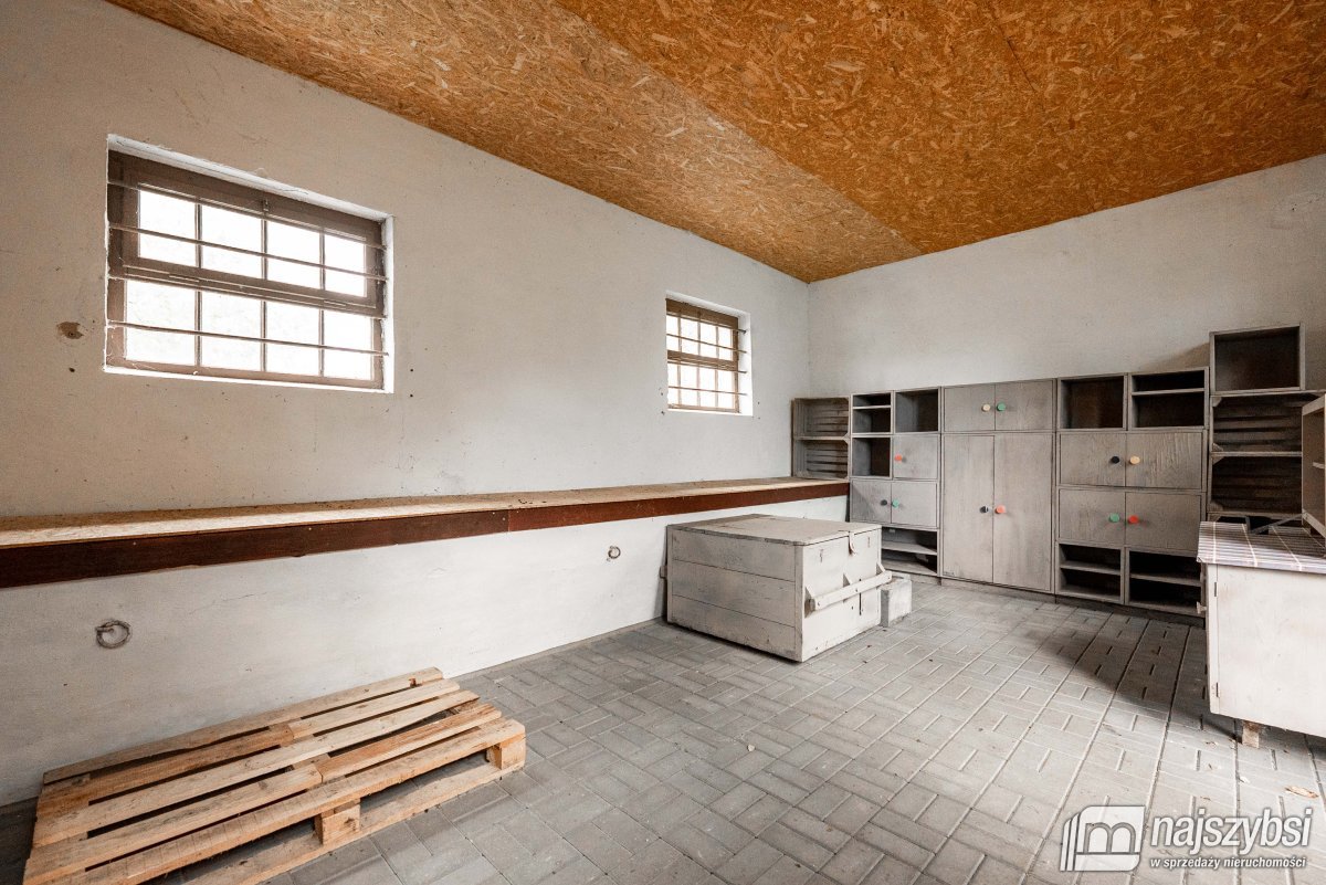 Przybiernów-dom 85 m2 z budynkami gospodarczymi (29)