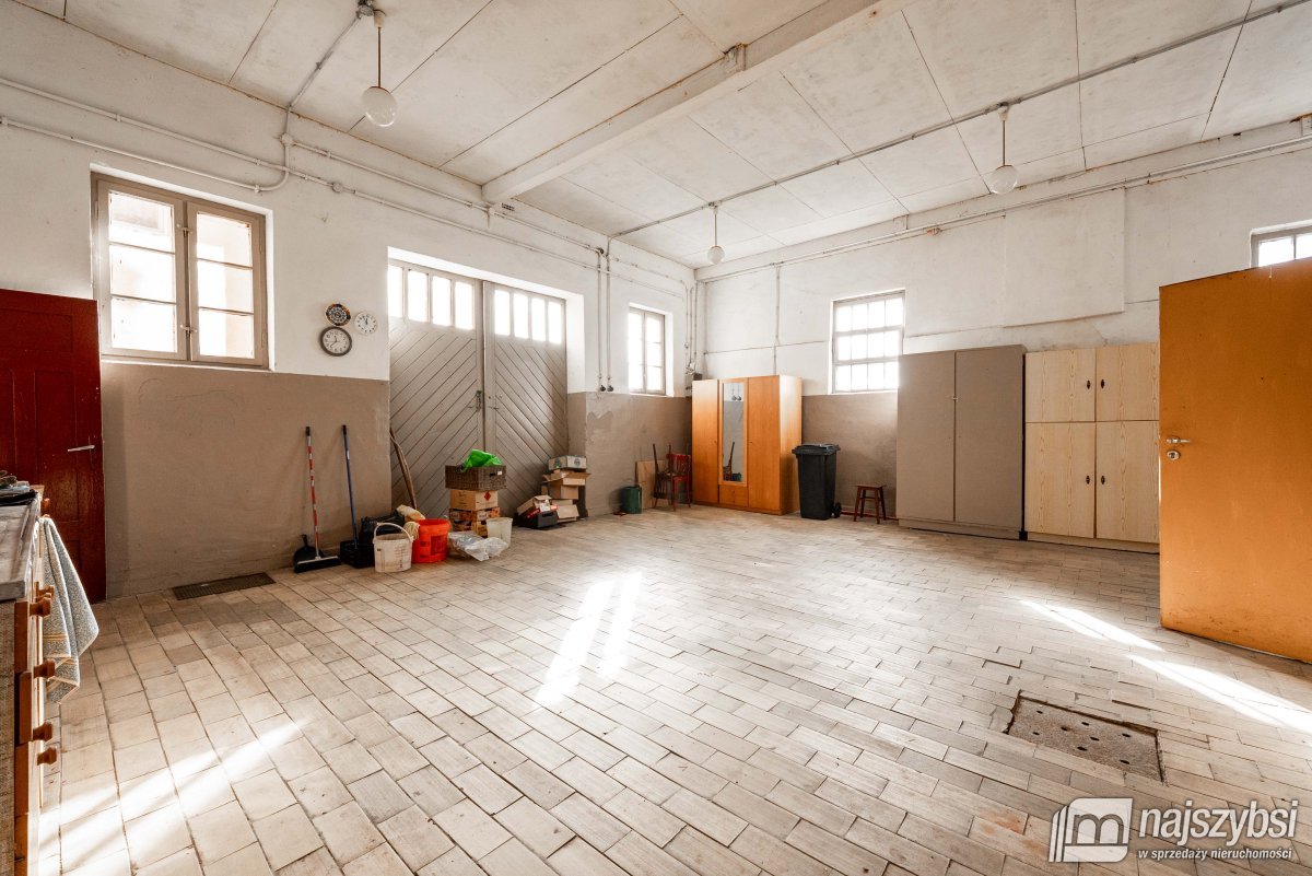 Przybiernów-dom 85 m2 z budynkami gospodarczymi (31)