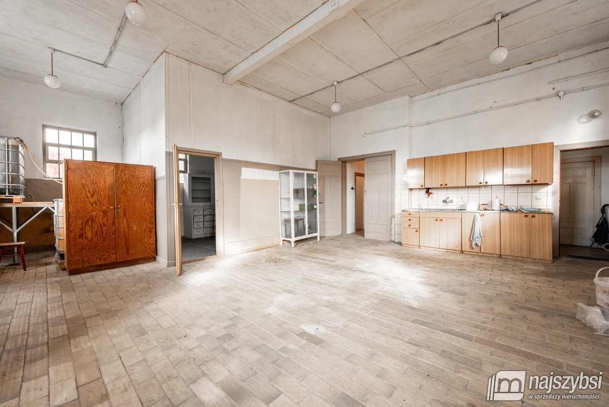 Przybiernów-dom 85 m2 z budynkami gospodarczymi (33)