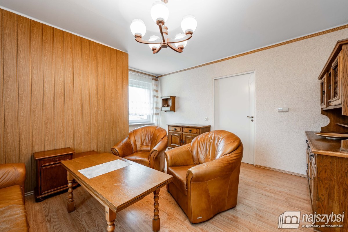 Przybiernów-dom 85 m2 z budynkami gospodarczymi (8)